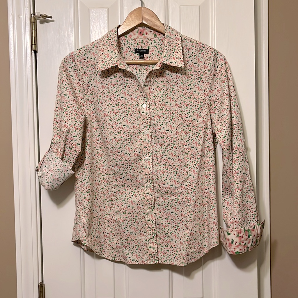 Talbots Floral Print Long Sleeved Shirt, Size 12 Petite.